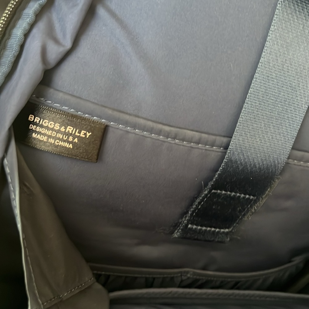 Briggs & Riley Nylon BackPack - Picture 5 of 13